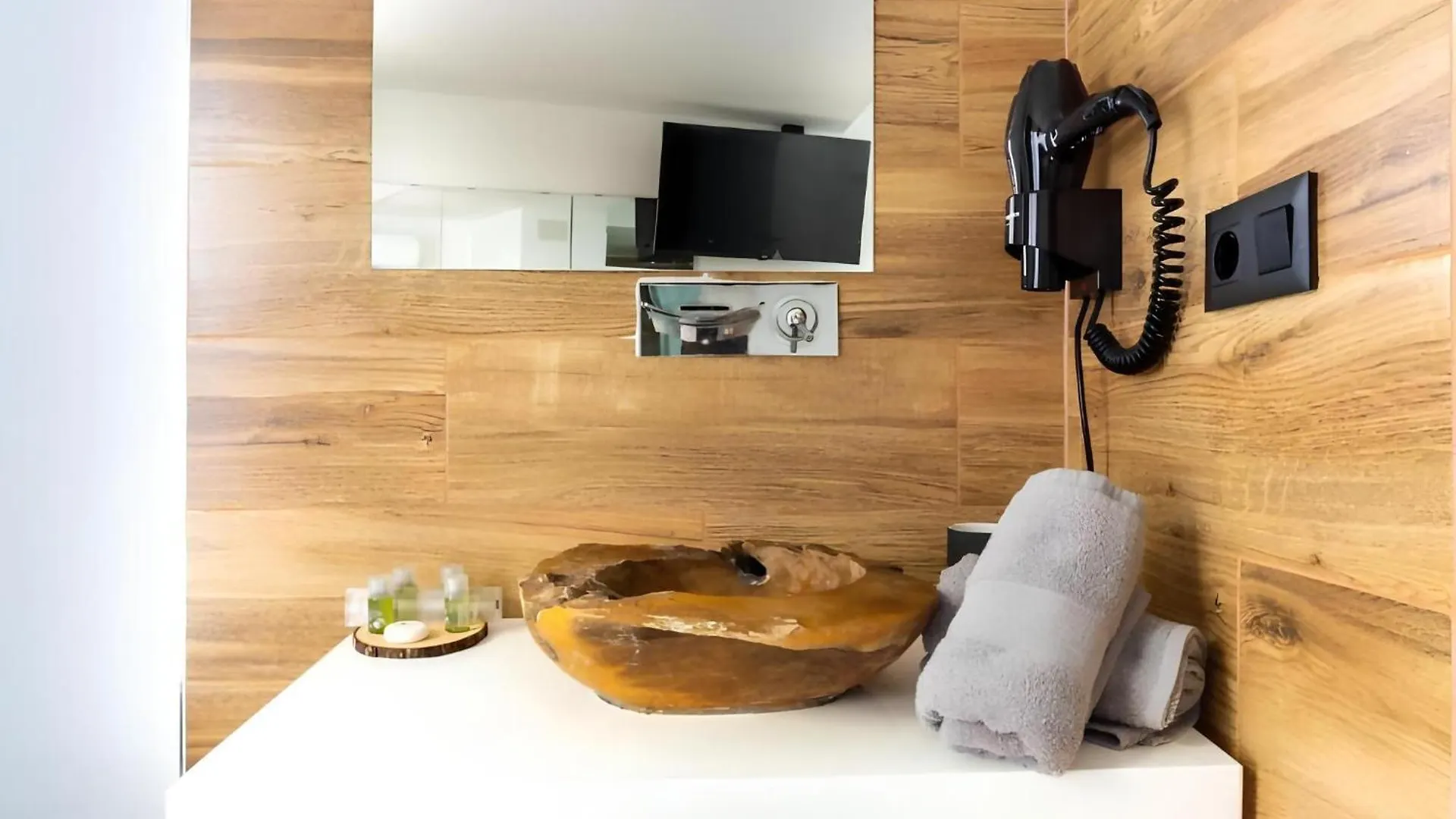 Ilustre Rooms Malaga Bed & Breakfast